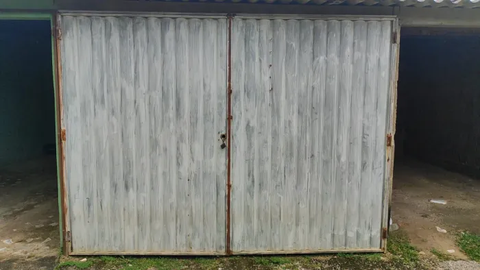 Vendo Portão de Ferro 