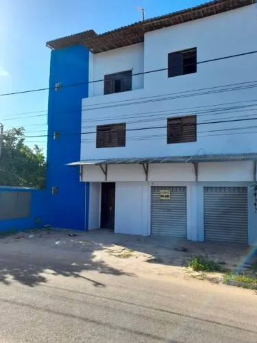 Prédio comercial em Pium