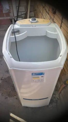 Vendo tanquinho suggar com defeito 50 reais