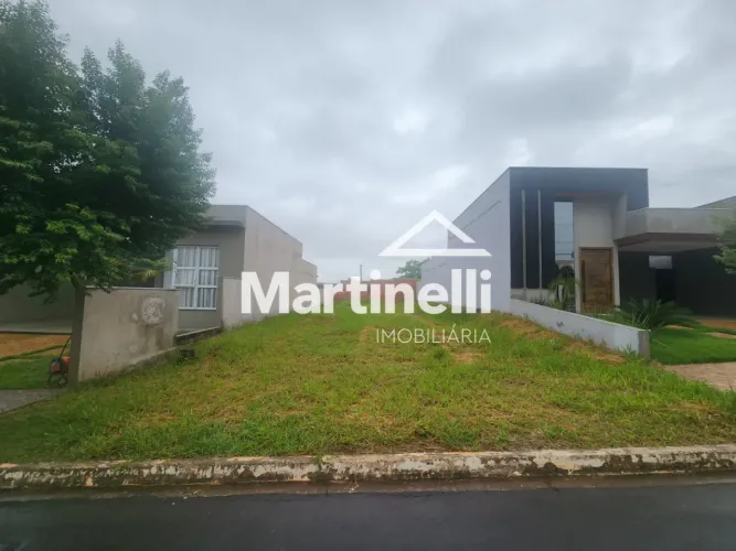 Terreno á venda no Condomínio Residencial Valência - Ilha Gracia, próximo ao Ribeirão Shop