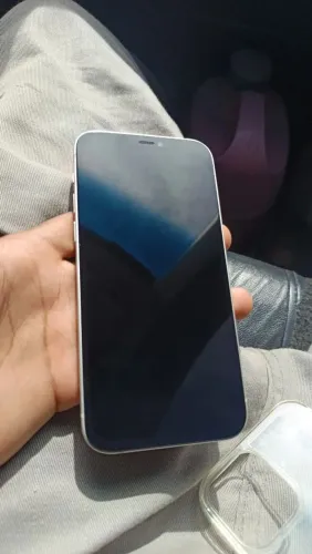 iPhone 12