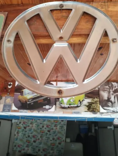 Emblema frontal Kombi