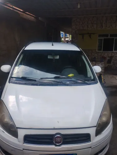 Fiat Idea Attractive 1.4 Fire Flex 8V 5P 2013