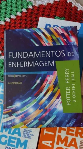 O LIVRO POTTER PERRY + TRATADO DE ENFERMAGEM COMPLETO  - NOVOS SEM MARCAS DE USO 