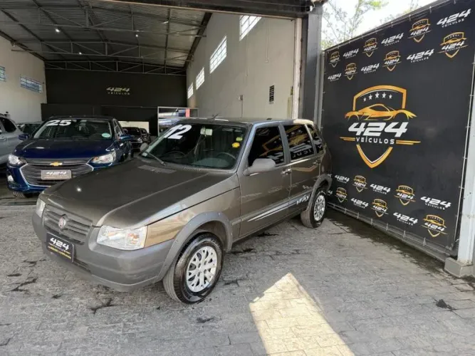 Fiat Uno Mille Celeb. WAY Econ. 1.0 F.flex 4P 2012