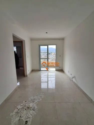 Apartamento com 2 dormitórios à venda, 53 m² por R$ 270.000,00 - Parque Primavera - Guarul
