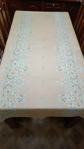 Toalha de Mesa Retangular 6 lugares Linho (Bangu, próx. ao shopping)
