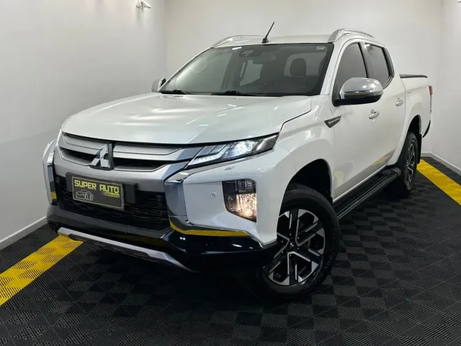 Mitsubishi L200 Triton Sport HPE-S 2.4 CD Dies. AUT 2023