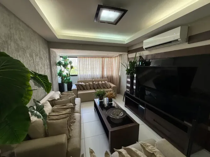 Imóvel para venda tem 119 metros quadrados com 4 quartos em Papicu - Fortaleza - CE