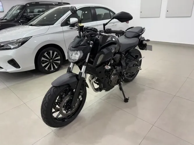 YAMAHA MT07 ABS 2023