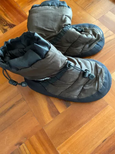 Botinha de nylon para aquecimento ballet tamanho 41, tipo bota, com ajuste no tornozelo