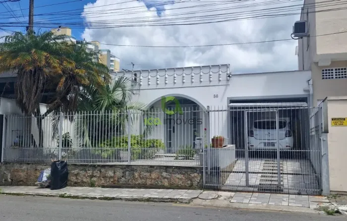 CASA 3 DORMITÓRIOS EM BARREIROS LOCALIZAÇÃO ESTRATÉGICA EM ÁREA MISTA DE BARREIROS