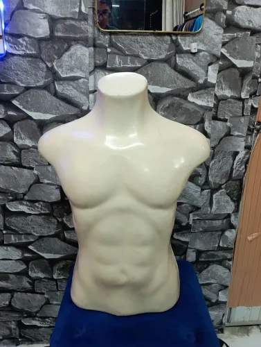 Manequim FEMENINO e masculino