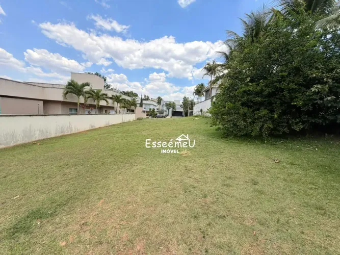 Lote plano Condomínio do Lago Goiânia, 744 metros, segunda etapa em uma localização privil
