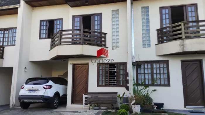 Sobrado em condomínio com 124,37m² 4 quartos, à venda, no bairro Xaxim em Curitiba