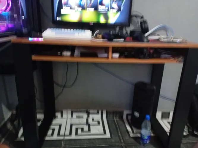 Mesa gamer/escrivaninha