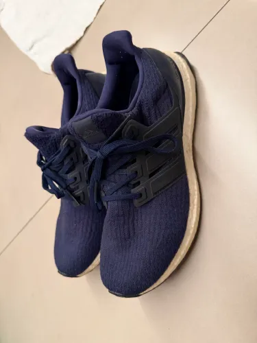 ULTRABOOST ADIDAS AZUL ESCURO 42