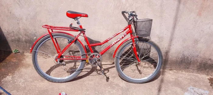 Bicicleta Monark feminina