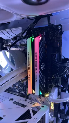 Memória RAM XPG - TUF GAMING ALLIANCE 8gb 3000MHz DDR4