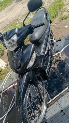 Vendo ou troco Crypton 2013