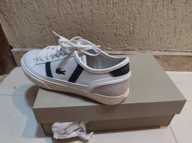 Sapatenis lacoste 