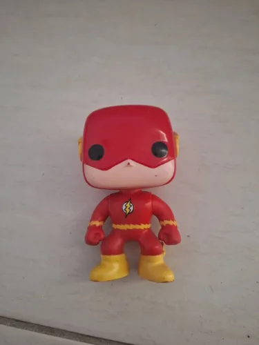 Funko Pop Flash não original