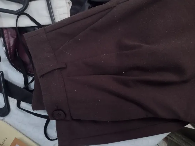 Calça marrom de alfaiataria