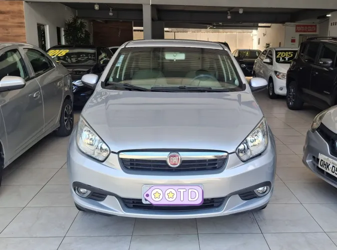 Fiat Grand Siena Essence 1.6 Flex 16V 2015