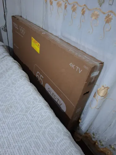 Tv 65 polegadas na caixa nova qled 