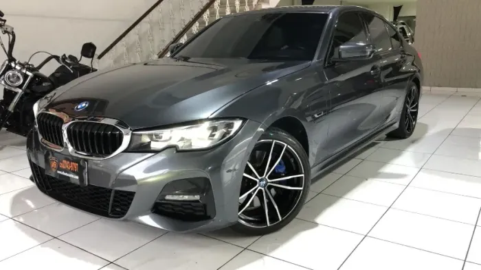 BMW 330E M Sport 2.0 Turbo Híbrido AU 2022