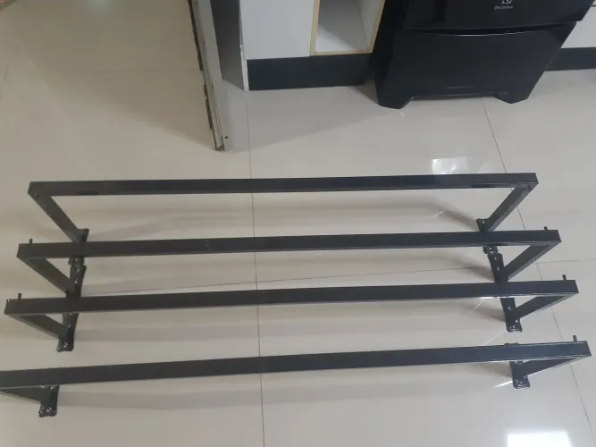 Cabideiro com 4 para parede para lojas ou closet 
