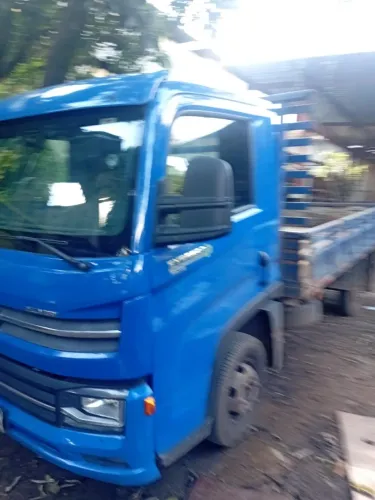 Caminhão VW Delivery Express 4x2