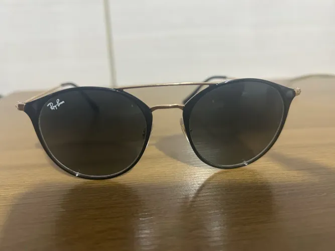 Óculos ray ban 