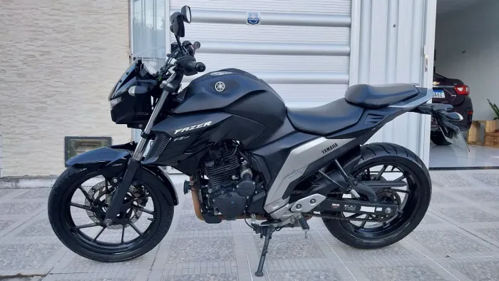 Yamaha Fazer FZ25 2022