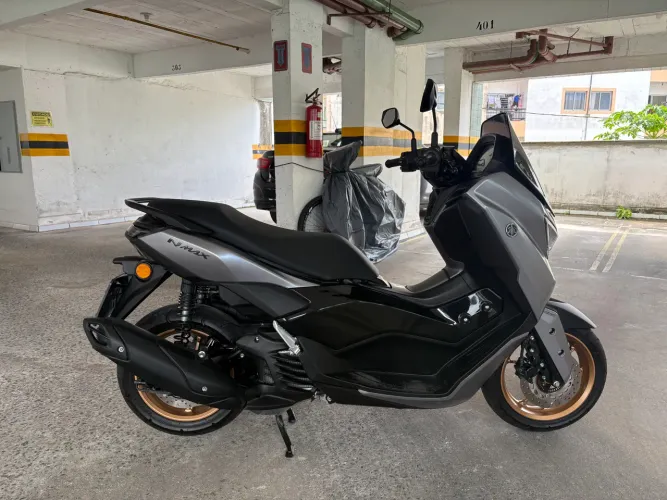 YAMAHA NMAX 160 2025 ? EXCELENTE ESTADO | APENAS 1.800 Kms