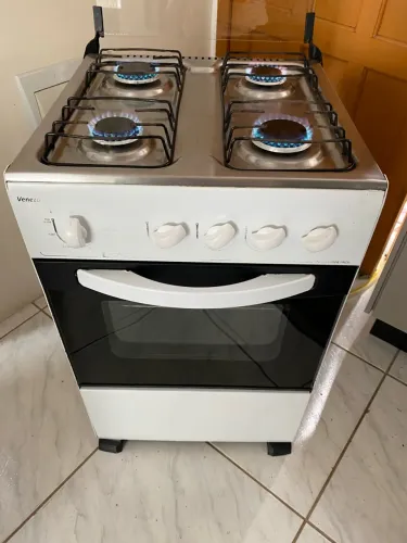 Fogão 4 Bocas Funcionando perfeitamente- Entrego !