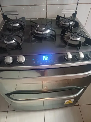 Fogão Electrolux 5 bocas duplo forno