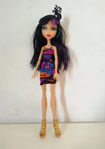 Boneca Monster High Cleo de Nile Creepateria Mattel