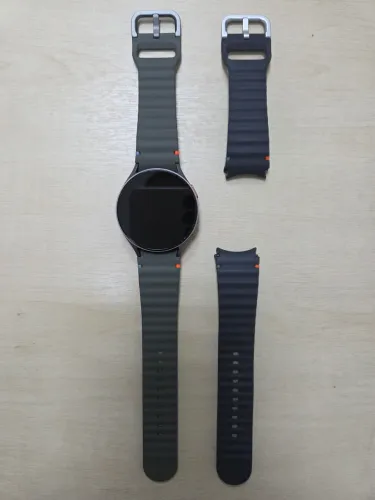 Samsung Galaxy Watch 7 44mm + uma pulseira original. ótimo estado!