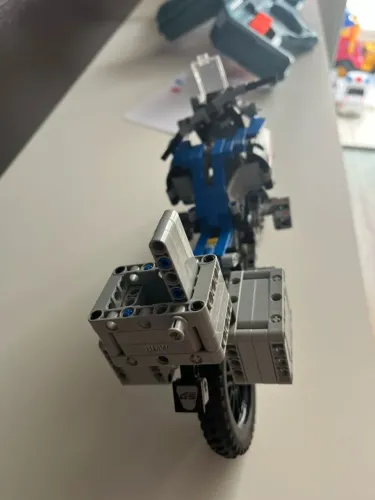 Lego Technic 42063 - BMW R 1200 GS Adventure