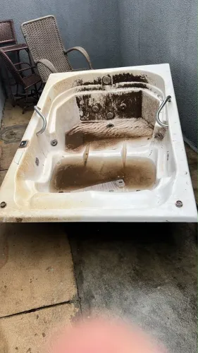 Vendo Jacuzzi sem motor 