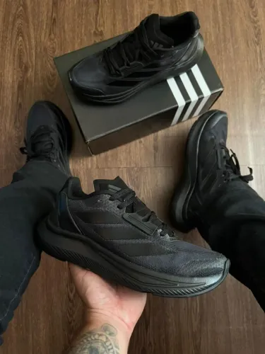 Tênis Adidas duramo speed
