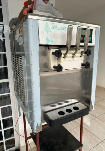 Máquina de Sorvete expresso no precinh0