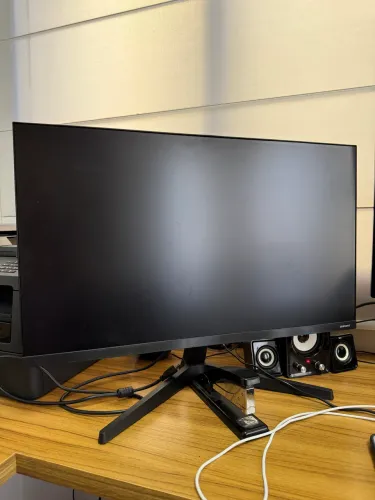 Monitor Gamer Samsung T350 27? FHD, Tela Plana, 75Hz, 5ms, HDMI, FreeSync, Game Mode