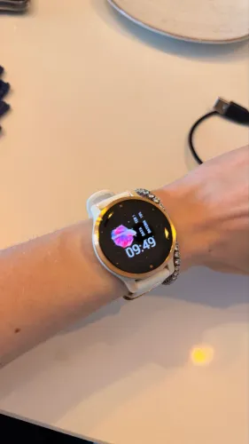 Garmin Venu 2 rose gold