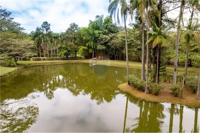 Excelente Chácara à venda em Jundiaí com 15.928m²