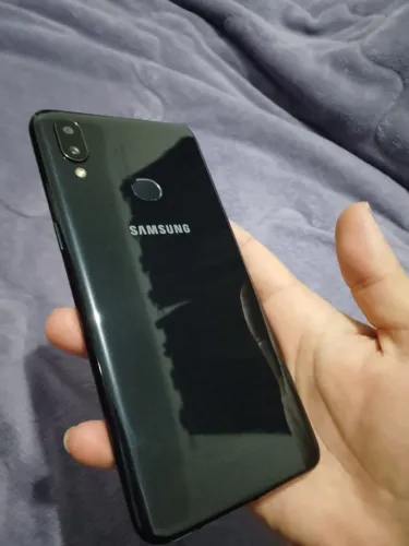 Samsung A10S na caixa novinho