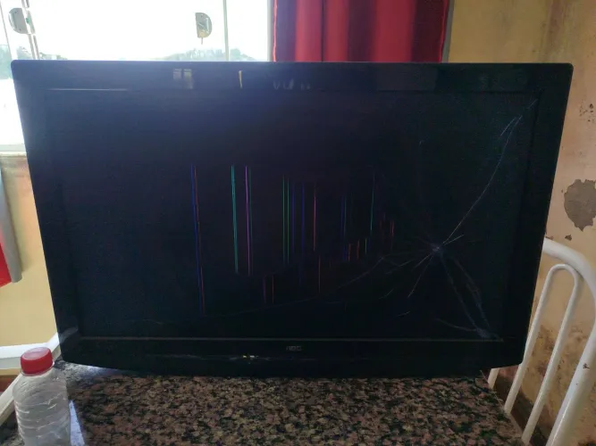 Tv AOC para retirar de peças
