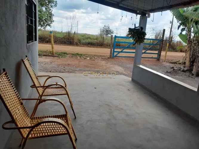 Chácara Medindo 12.0002 próximo à Gameleira de Goiás
