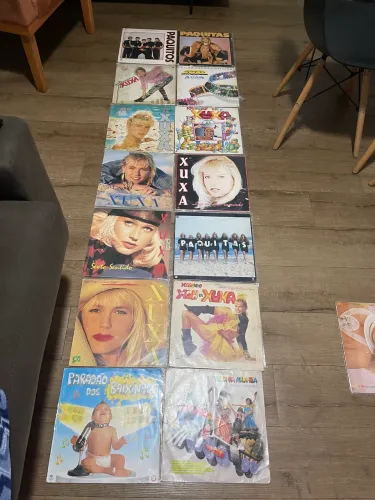 Combo de 14 LPs da Xuxa e paquitas e paquitos e LP especial do trem da alegria 